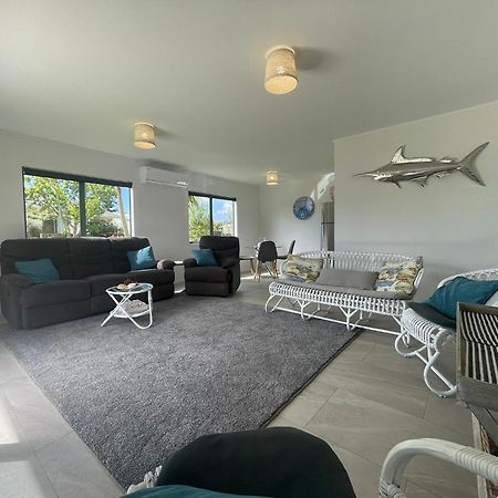 Make Memories At Cook Drive Villa Whitianga Exterior photo